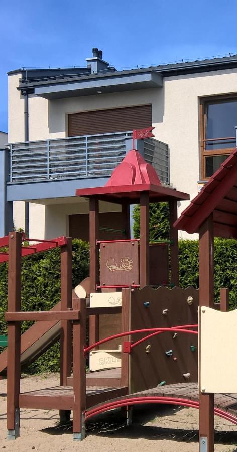 Apartament Wyspa, 2 Pokoje, Parking Gratis ミエンジボジェ エクステリア 写真